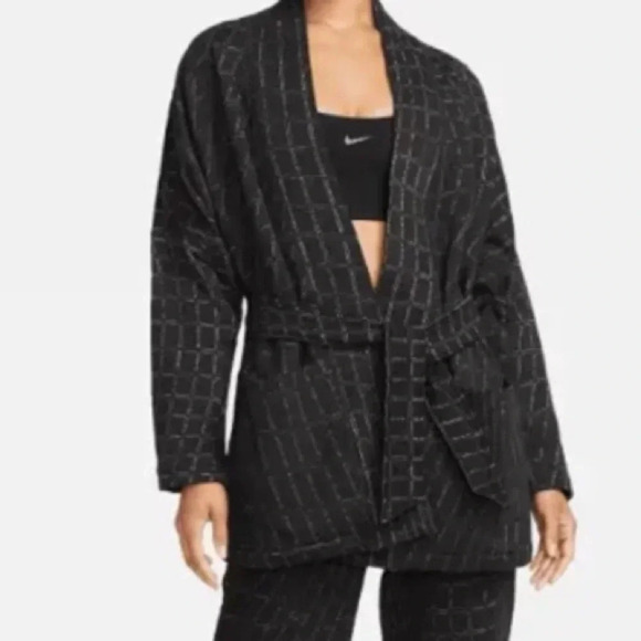 Nike Jackets & Blazers - Nike oversized fit yoga Therma-Fit luxe jacket Sz. 1X New with Tags